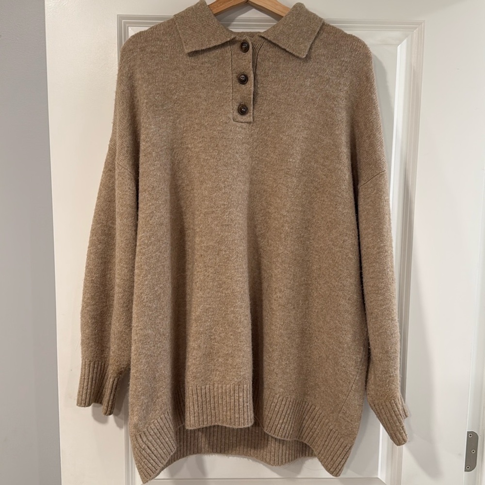 Oversized ZARA Camel Sweater with buttons